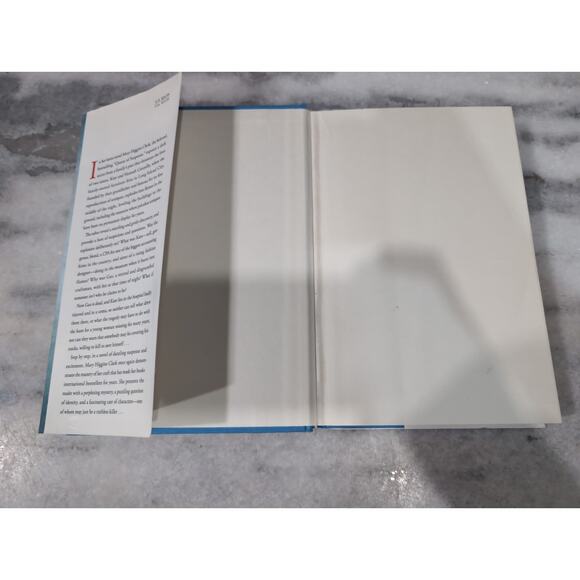 Mary Higgins Clark Novel Bundle: Daddy's Gone‎ A Hunting & No Place Like Home - Picture 7 of 9